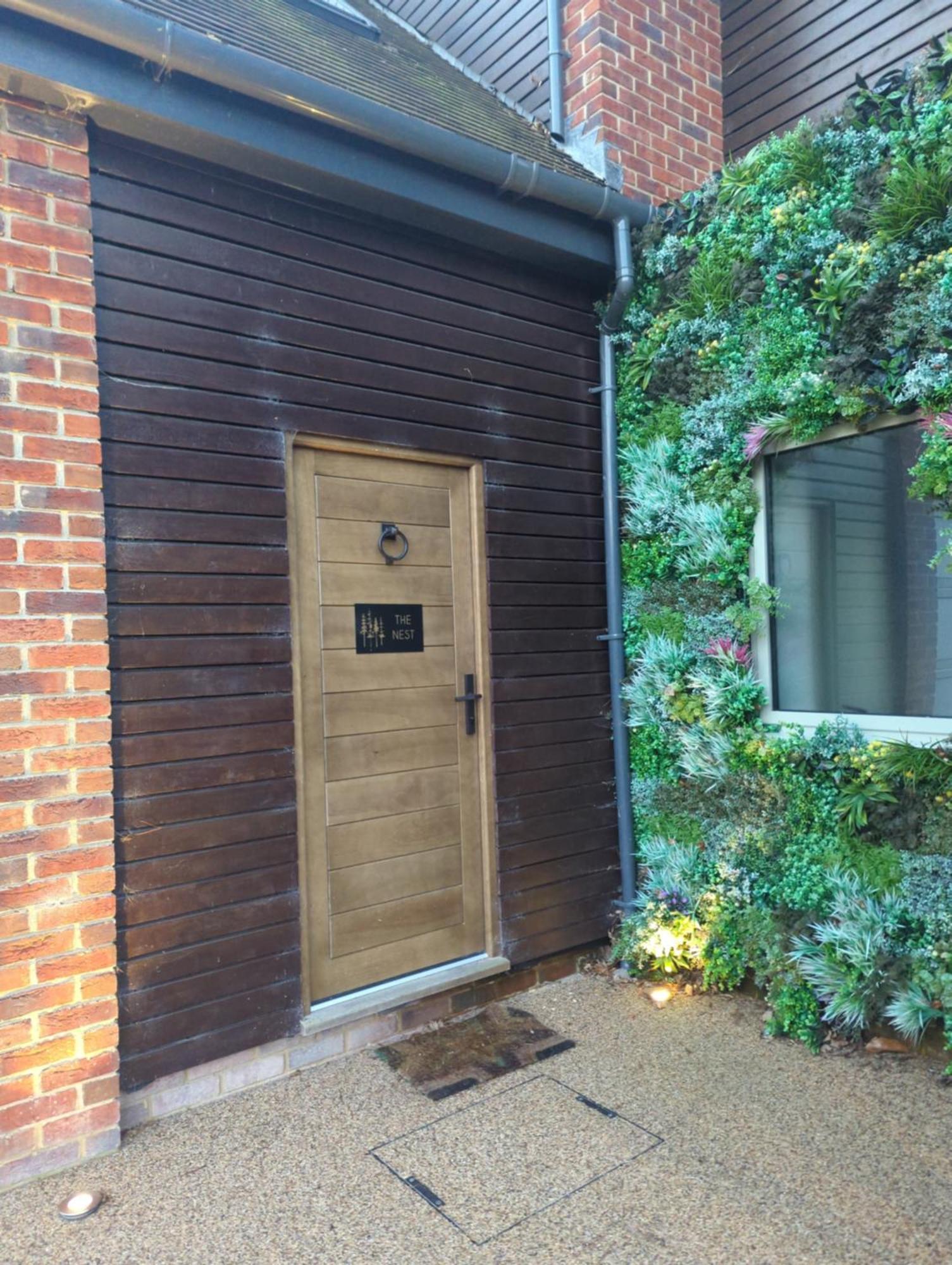 The Nest At Fairfield Apartment Wargrave Bagian luar foto